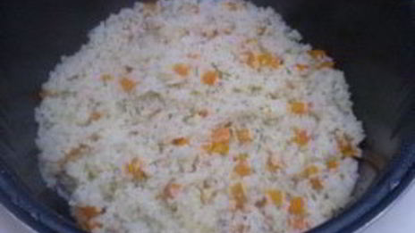 рис с морковкой в мультиварке