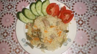 Рис с мясом и овощами в мультиварке