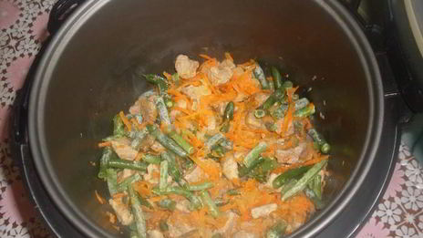 рис с мясом и овощами в мультиварке