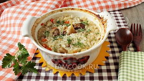 рис с мясом в горшочках в духовке