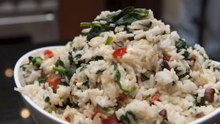 Рис со шпинатом и сыром