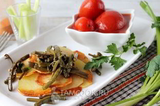 Жареная картошка с папоротником