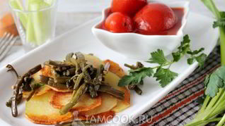 Жареная картошка с папоротником