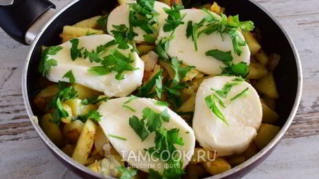 жареная картошка с сыром