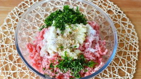 долма со свининой без риса