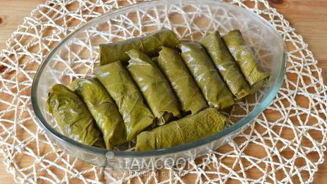 долма со свининой без риса