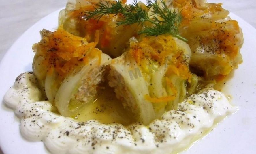 Рецепт голубцов из пекинской капусты в кастрюле