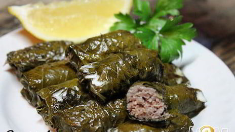 голубцы из виноградных листьев