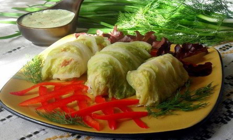 Рецепт голубцов на листьях пекинской капусты