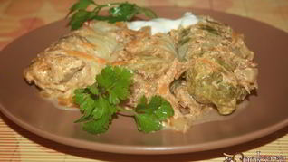 Голубцы с мраморной говядиной во вкуснейшем сметанно-овощном соусе