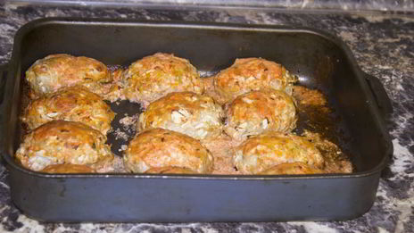 ленивые голубцы в духовке в сметанном соусе