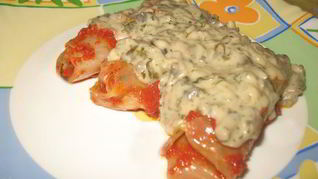 Постные голубцы с грибным соусом