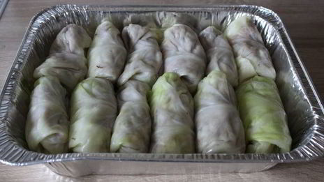 запеченные голубцы в кетчупе и сметане