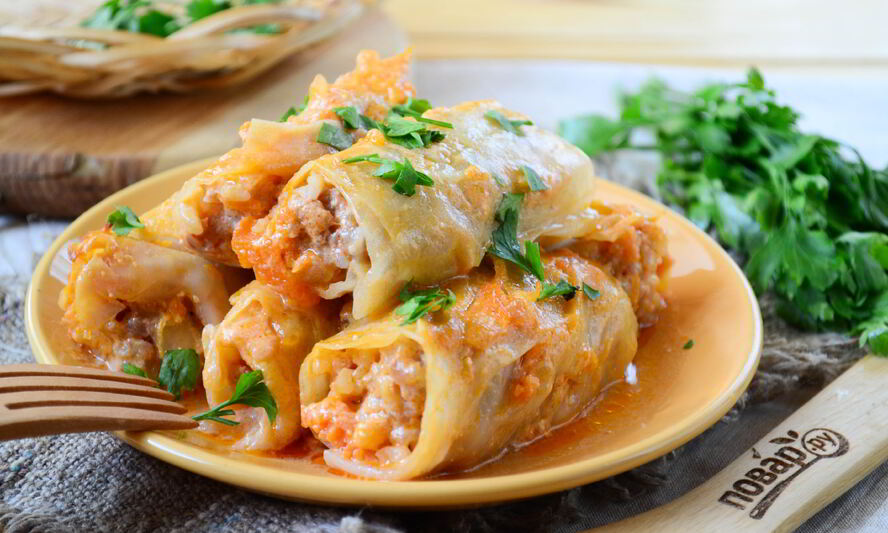 Рецепт запеченных голубцов в сметане и кетчупе