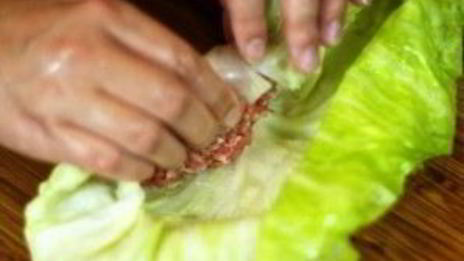 запеченные голубцы в сметанном соусе