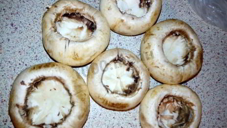 фаршированные шляпки шампиньончиков