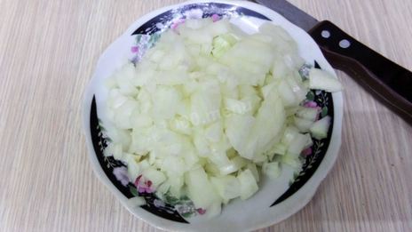 грибы в горшочках с сыром луком курицей