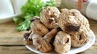 Шампиньоны на мангале