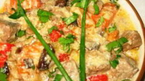 гуляш из говядины с грибами