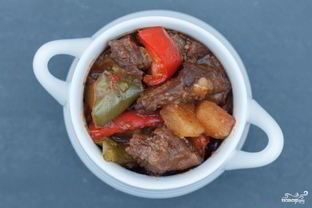 Гуляш из говядины