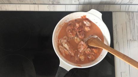 гуляш из индейки с подливкой