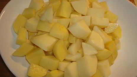 гуляш из красной фасоли и курицы