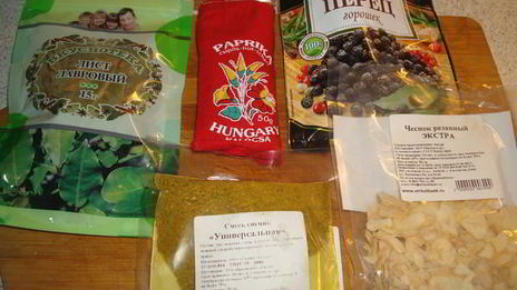 гуляш из красной фасоли и курицы