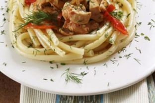 Гуляш из курицы с лечо