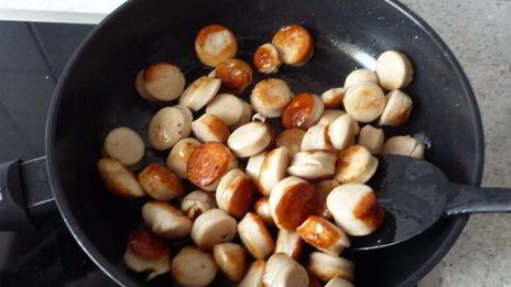 гуляш из перца и жареных колбасок