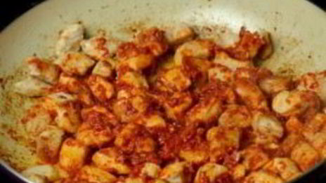 гуляш из свинины на сковороде