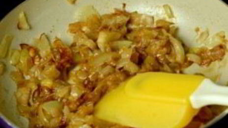 гуляш из свинины на сковороде