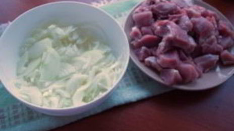 гуляш из свинины с картофелем