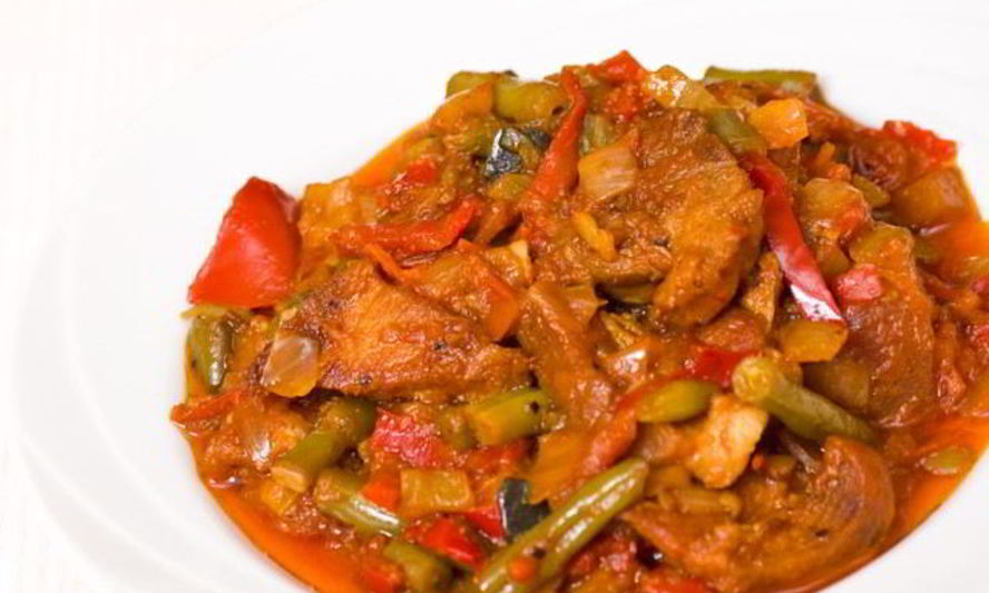 Рецепт гуляша из свинины с зеленой фасолью