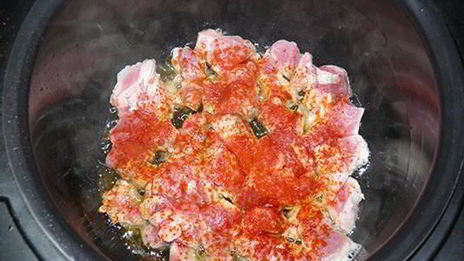 гуляш из свинины в мультиварке