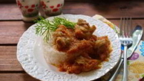 гуляш куриный с подливкой