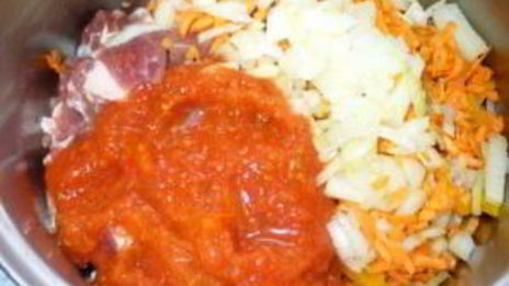 гуляш с подливой