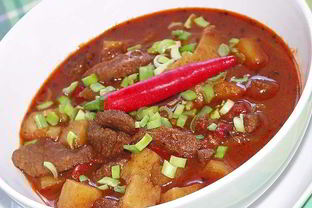 Суп-гуляш по-венгерски