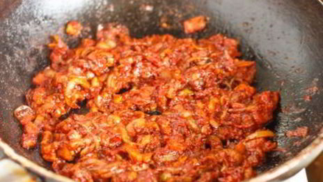 свинина, тушенная с капустой a la гуляш