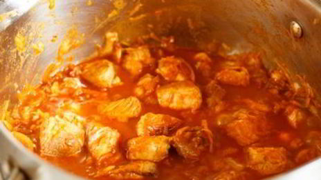 свинина, тушенная с капустой a la гуляш