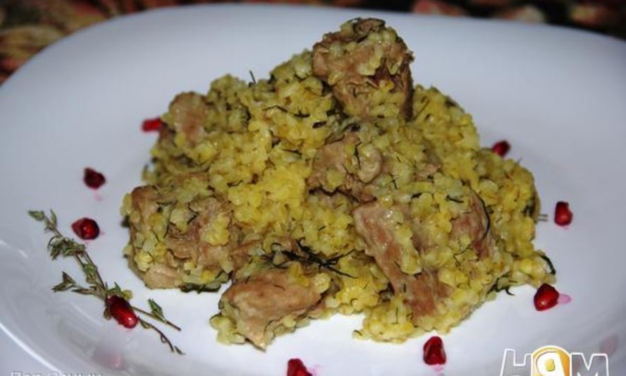 Рецепт томленого в сельдерее гуляш с булгуром