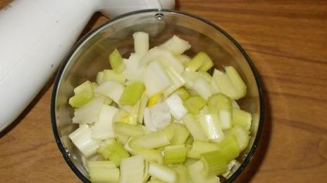 томленый в сельдерее гуляш с булгуром