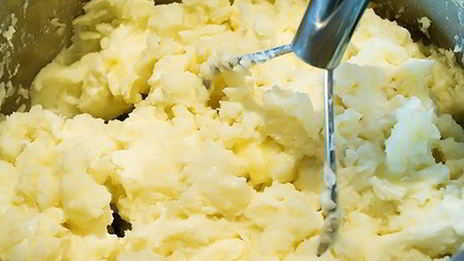 картофельное пюре с соусом