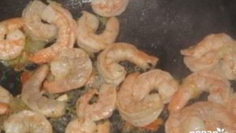 китайская лапша с креветками