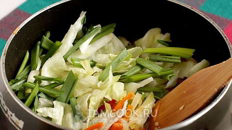 китайская лапша с курицей