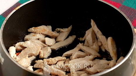 китайская лапша с курицей