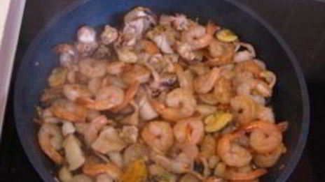 китайская лапша с морепродуктами