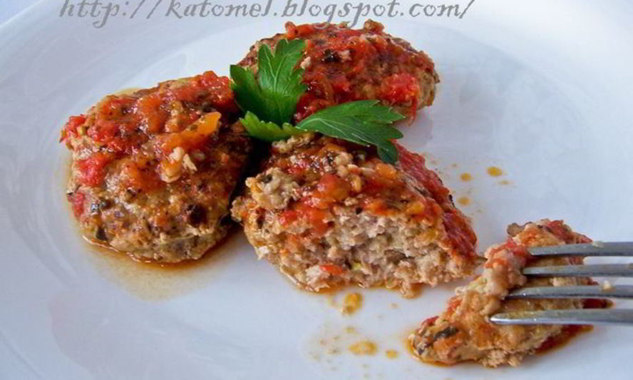 Рецепт кабачкова-мясных котлеты в томатном соусе