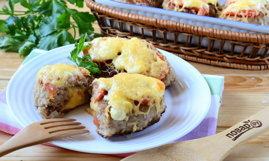 Рецепт котлет под шубой с помидорами и сыром