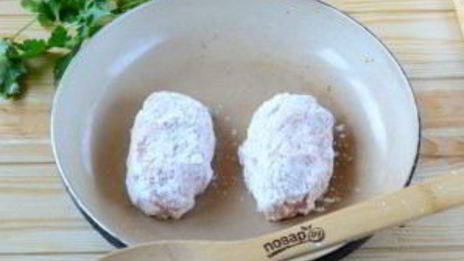 котлеты под шубой с помидорами и сыром