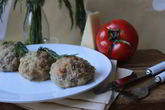 Котлеты с помидорами и сыром